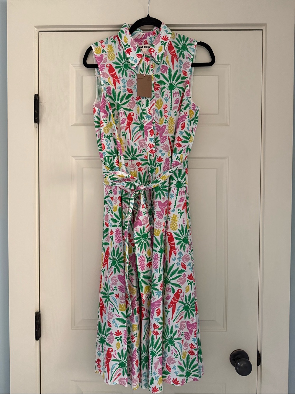 Boden White Tropical Parrot Print Sleeveless Jumpsuit